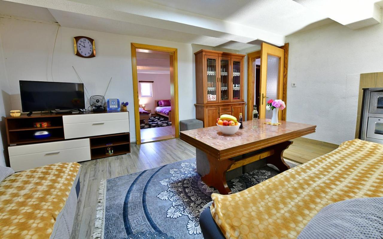 House Luna Rakovica Exteriér fotografie