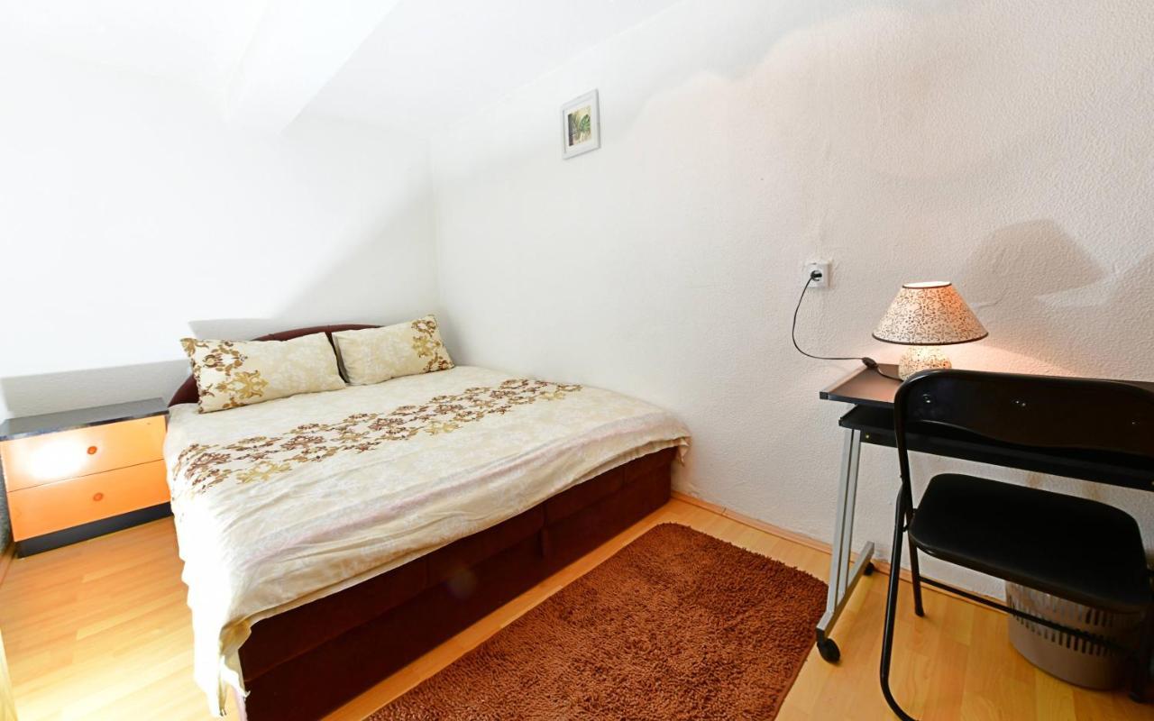 House Luna Rakovica Exteriér fotografie